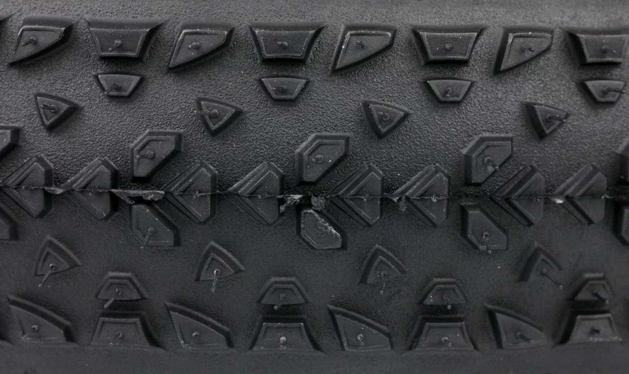 Pneu Continental Race King - Black Chili - Protection - Tubeless Ready 4 Pneu Continental Race King - Black Chili - Protection - Tubeless Ready – Image 4