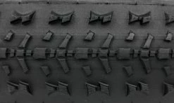 Pneu Hutchinson Skeleton - Tubeless Ready -Pneus Vtt Soldes Pneu Hutchinson Skeleton macro 1235x735