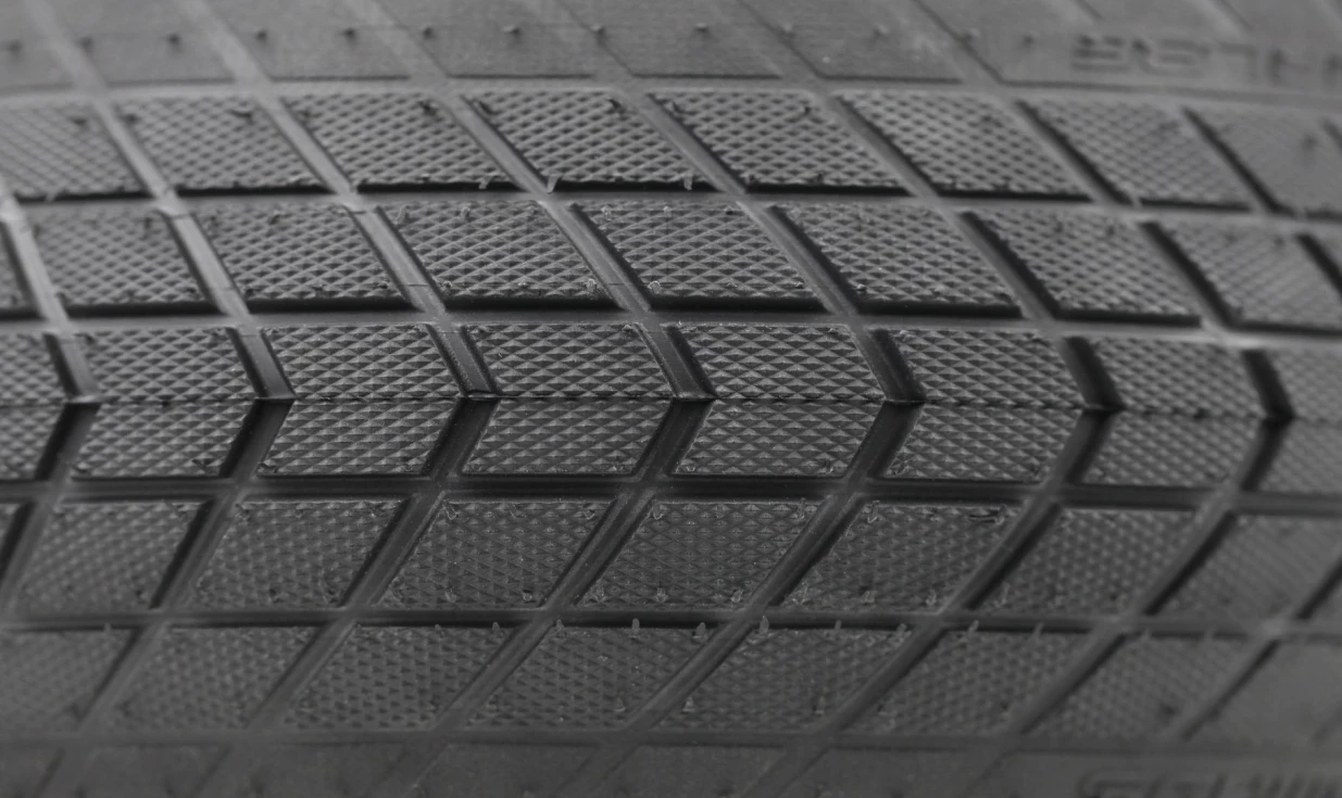 Pneu Schwalbe Super Moto-X - Addix - SnakeSkin - DD Raceguard 3 Pneu Schwalbe Super Moto-X - Addix - SnakeSkin - DD Raceguard – Image 3