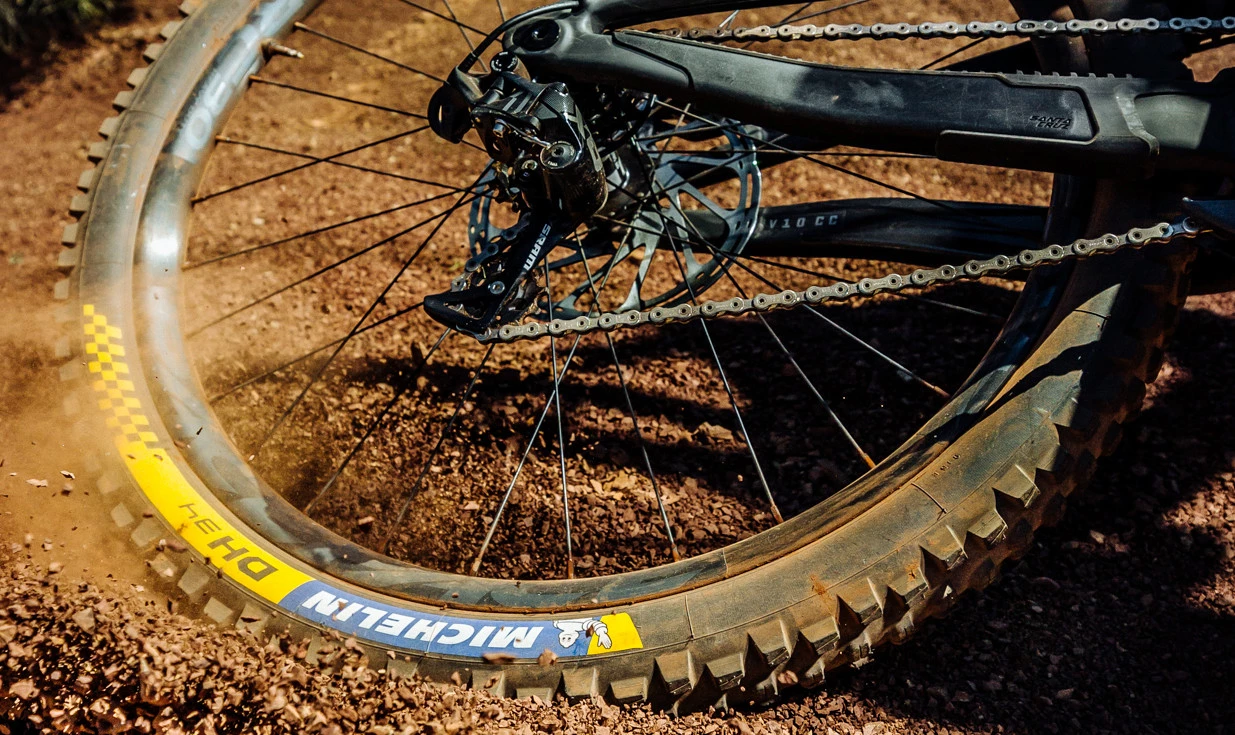 Pneu Michelin DH 34 - Magi-XDH - DownHill Shield Bead2Bead - Tubeless Ready 5 Pneu Michelin DH 34 - Magi-XDH - DownHill Shield Bead2Bead - Tubeless Ready – Image 5