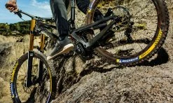 Pneu Michelin DH 34 - Magi-XDH - DownHill Shield Bead2Bead - Tubeless Ready 8 Pneu Michelin DH 34 - Magi-XDH - DownHill Shield Bead2Bead - Tubeless Ready -Pneus Vtt Soldes dh34 michelin 1235x735